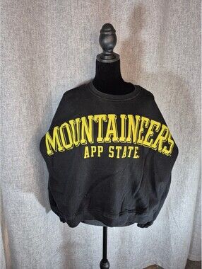 Size Medium Pressbox Appalachian State Mountaineers Black Oversized Sweatshirt